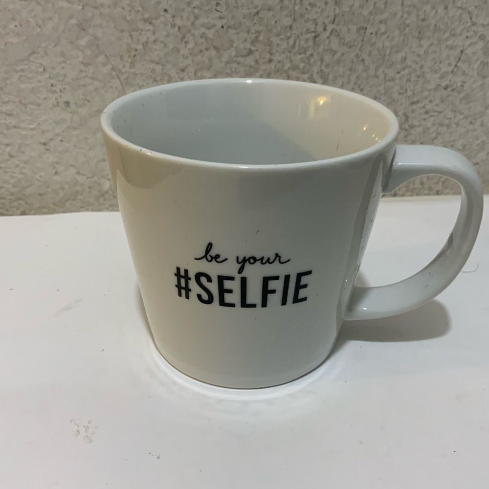 The cellar BE YOUR SELFIE COFFEE MUG Art Deco Mug